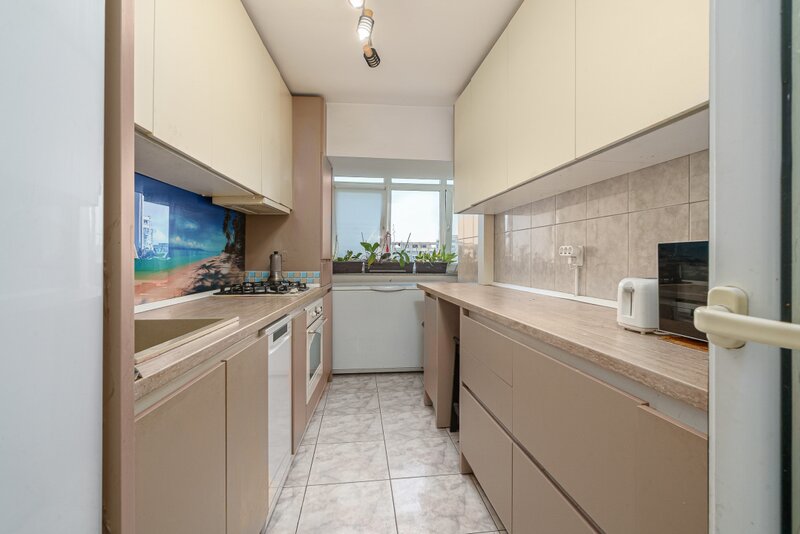 Piata Alba Iulia, apartament special, vedere senzationala, investitie sigura.