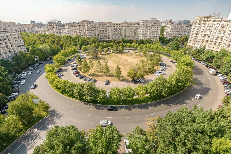 Piata Alba Iulia, apartament special, vedere senzationala, investitie sigura.