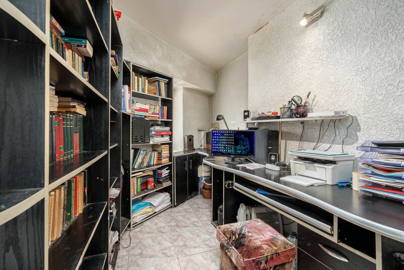 Piata Alba Iulia, apartament special, vedere senzationala, investitie sigura.