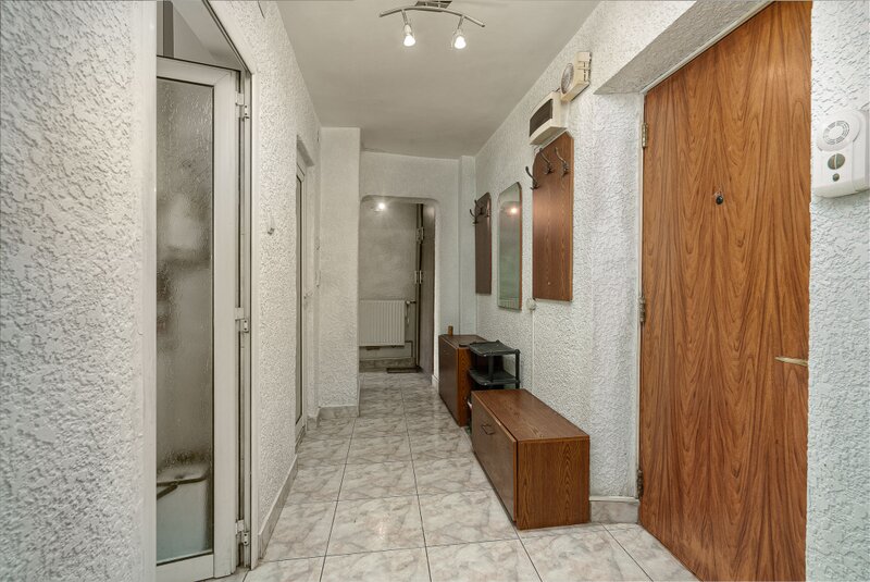 Piata Alba Iulia, apartament special, vedere senzationala, investitie sigura.